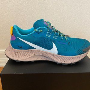 Nike Pegasus Trail Runner Size 9.5